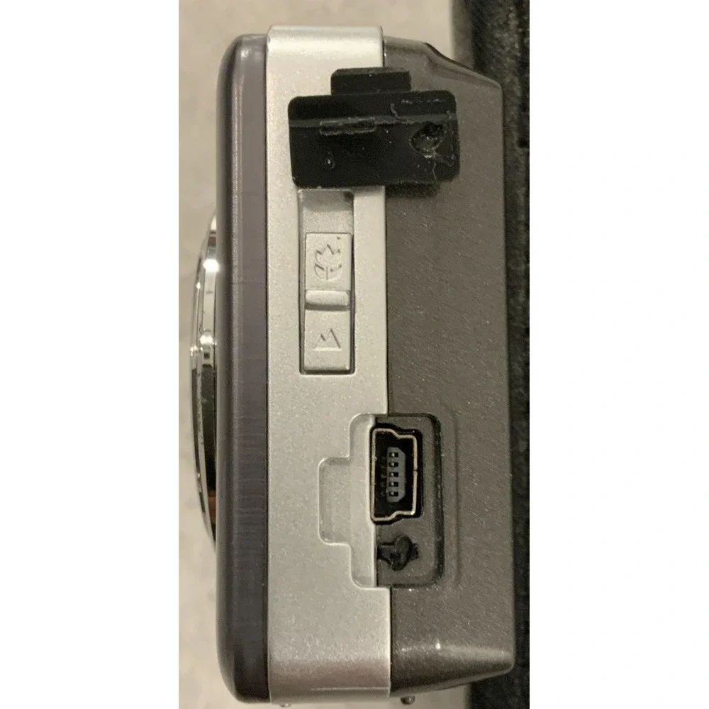 Vivitar ViviCam T027 12.1MP Digital Camera Grey Vintage Y2K Digicam Tested Works